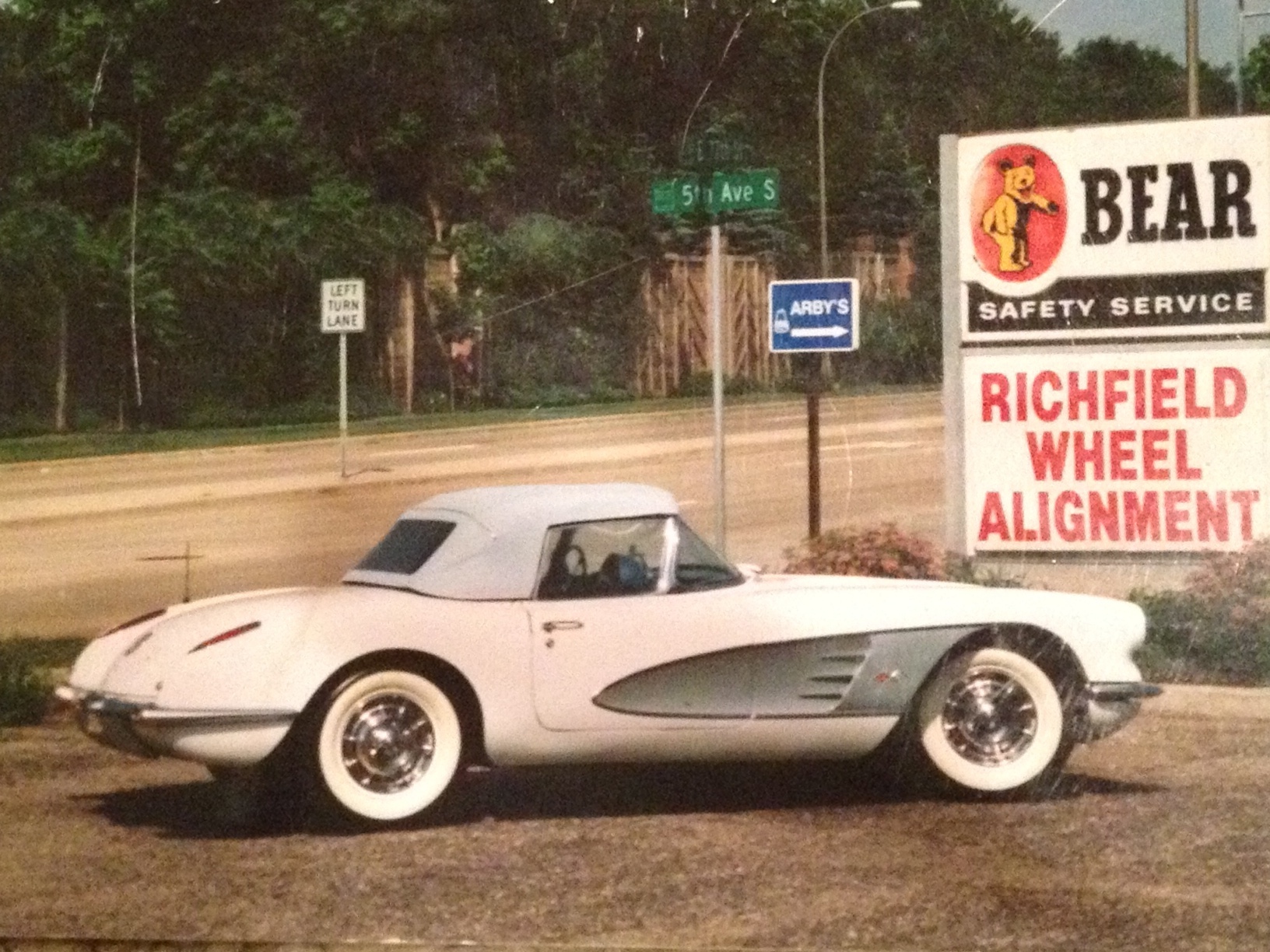 olde' car